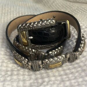 Women's Vintage Brighton Conk Alligator Belt
Silver Gold Accents Sz M Dk Brown
